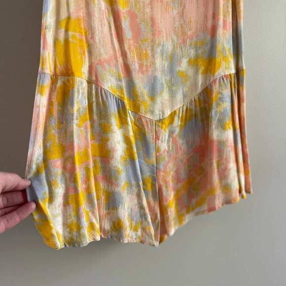 Wild Honey Boutique - Tie Dye Sleeveless Romper - Size Medium - NWT! - Picture 6 of 11